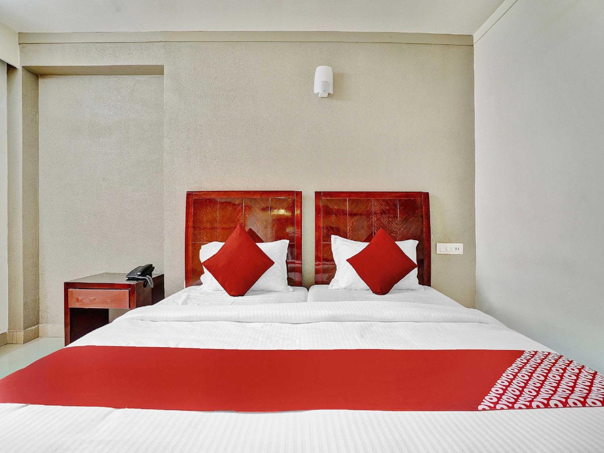 Hotel O Aec Residency Mararikulam Dış mekan fotoğraf